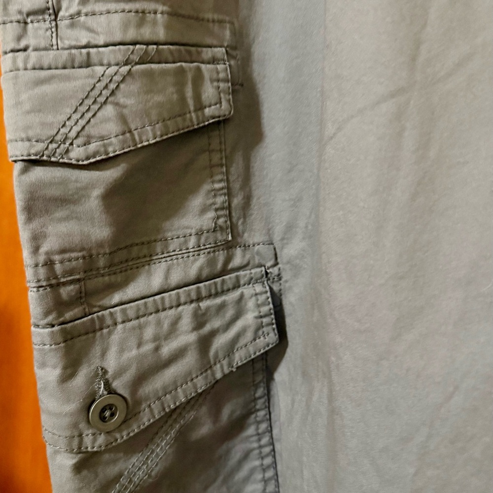 Iron Co Gray Cargo Men Shorts - Picture 3 of 7